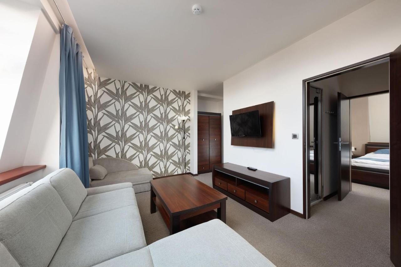 Hotel Slunny Dvur Jeseník Buitenkant foto