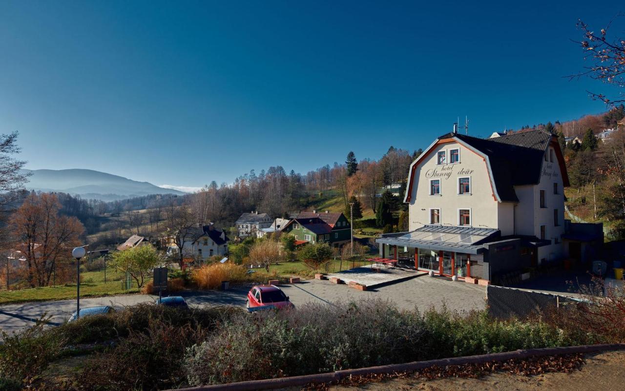 Hotel Slunny Dvur Jeseník Buitenkant foto