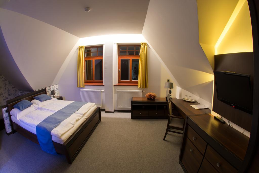 Hotel Slunny Dvur Jeseník Buitenkant foto